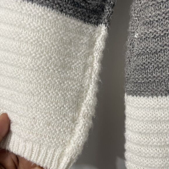 Full Circle Trends Boho Chevron Sweater White & Light Mauve & Gray XL - Picture 7 of 11